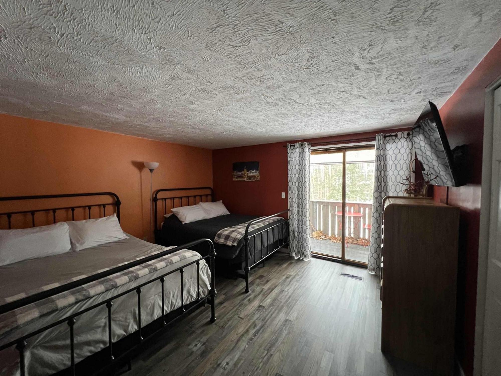 Boyne Mountain Condo -Sleeps 12 Boyne Falls Eksteriør bilde