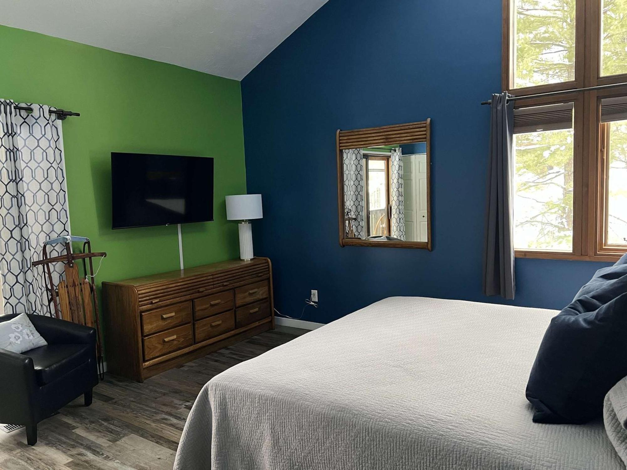Boyne Mountain Condo -Sleeps 12 Boyne Falls Eksteriør bilde