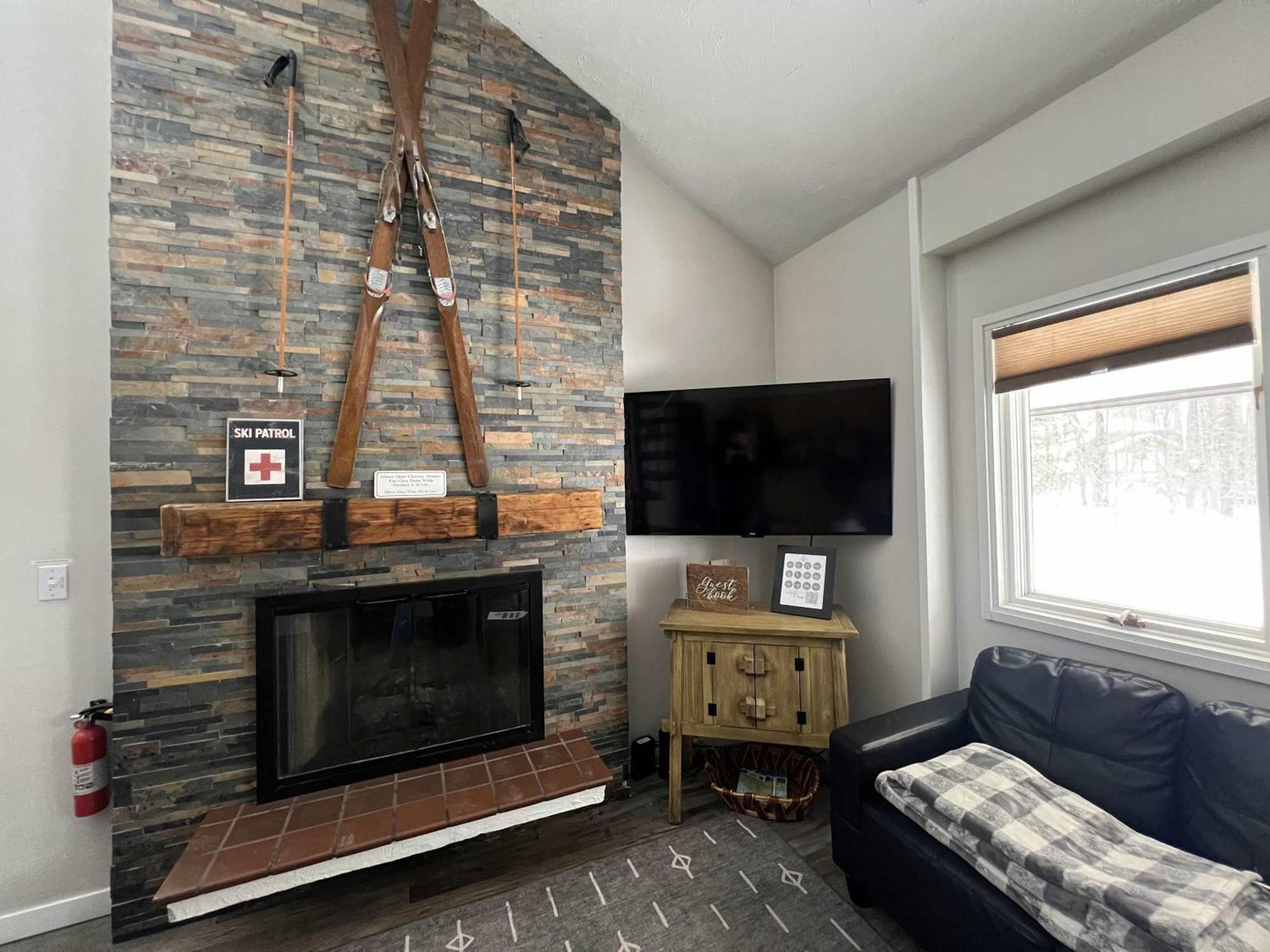 Boyne Mountain Condo -Sleeps 12 Boyne Falls Eksteriør bilde
