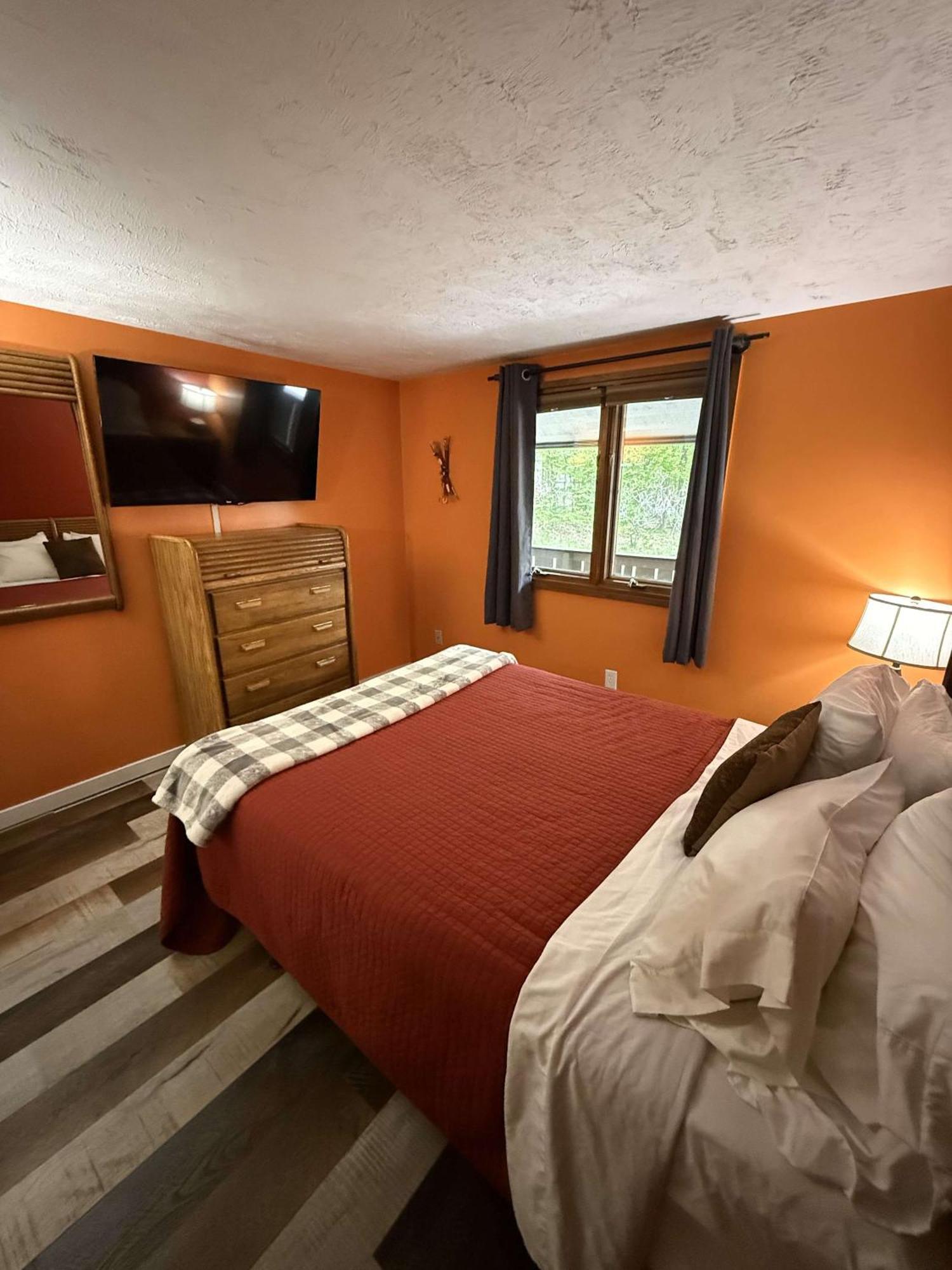 Boyne Mountain Condo -Sleeps 12 Boyne Falls Eksteriør bilde